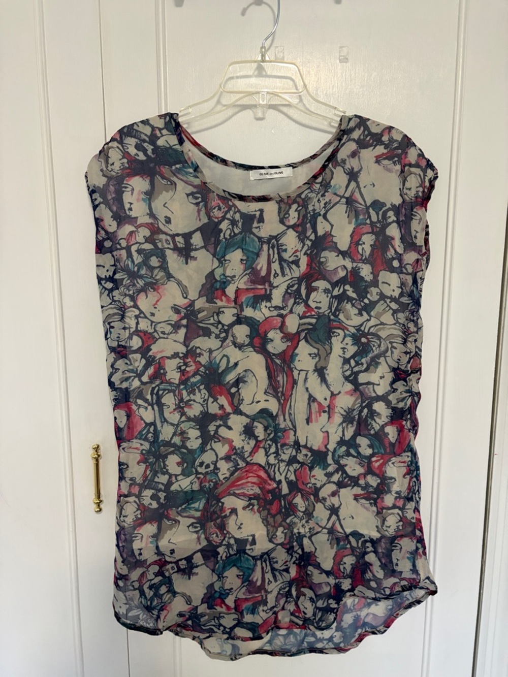 Olive des Olive graphic tunic top